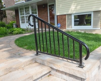 custom welded iron railing w/bold top rail and posts