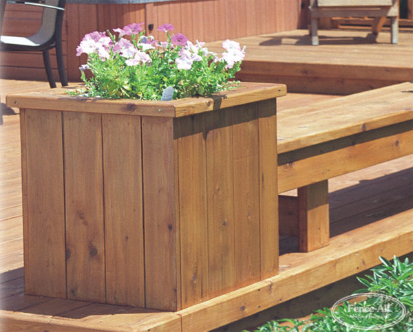 2'x2'x2'h planter box (cedar)
