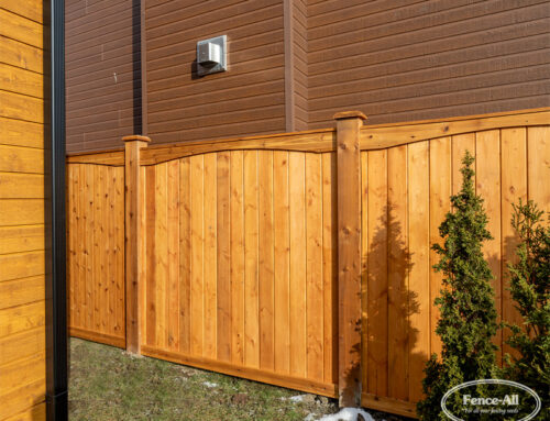 Fence-All peut-il pré-teindre SEULEMENT mes poteaux en bois et non toute la clôture?