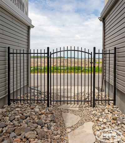 manhattan (convex) iron gate